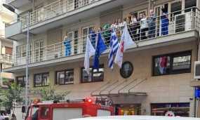 Φωτιά τώρα σε κλινική στο κέντρο της Θεσσαλονίκης – Σε εξέλιξη εκκένωση