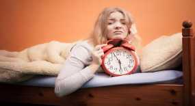 Έξι λόγοι που αισθάνεσαι χάλια όταν ξυπνάς, ακόμη και όταν κοιμάσαι αρκετά