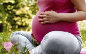 Οι έγκυες που ασκούνται προστατεύουν τα παιδιά τους
