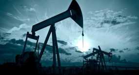 Η Total και η Eni ποντάρουν στην έρευνα και παραγωγή πετρελαίου παρά τις χαμηλές τιμές