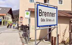 Η Αυστρία διώχνει καθημερινά τετραπλάσιους παράτυπους μετανάστες