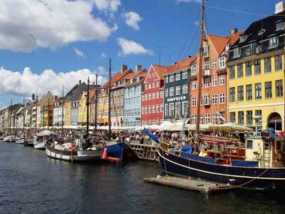 Κορονοϊός: Τέλος οι περιορισμοί στη Δανία από σήμερα – Η πρώτη χώρα στην Ευρωπαϊκή Ένωση χωρίς μέτρα