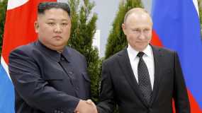 Βόρεια Κορέα: Φέρεται να παρέδωσε στρατιωτικό υλικό στη Ρωσία για τον πόλεμο στην Ουκρανία