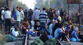 Η Βιέννη με τους &quot;συμμάχους&quot; της πιέζουν τη Μέρκελ και εγκλωβίζουν τους πρόσφυγες στην Ελλάδα
