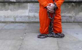 Μειώνεται κι άλλο ο αριθμός των κρατουμένων στο διαβόητο Γκουαντάναμο