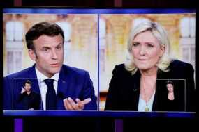 Γαλλικές εκλογές: Μακρόν και Λεπέν κοντράρονται με φόντο τον προεδρικό θώκο