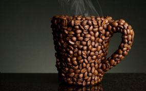 Η καφεΐνη επηρεάζει διαφορετικά άντρες και γυναίκες