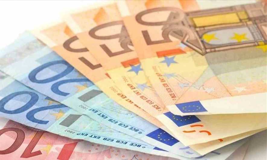 Με «εμβόλιμη» πληρωμή το έκτακτο επίδομα 200 – 300 ευρώ: Ποιοι συνταξιούχοι θα το λάβουν
