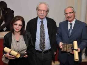 Απονεμήθηκαν τα βραβεία της Εταιρείας Συγγραφέων - Αποκάλυψη-αντίδωρο από τον βραβευθέντα καθηγητή Χρ.Χαραλαμπάκη