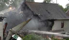 ΗΠΑ: Αεροσκάφος συνετρίβη πάνω σε σπίτια – 9 νεκροί