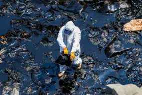 Περού: Διεκδικεί αποζημιώσεις για την πετρελαιοκηλίδα που προκάλεσε το τσουνάμι από τα Τόνγκα