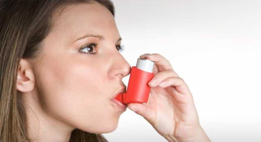 Γιατί οι γυναίκες διατρέχουν διπλάσιο κίνδυνο άσθματος από τους άνδρες