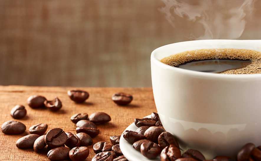 Μύθος ή αλήθεια: Είναι κακό να πίνουμε καφέ με άδειο στομάχι;