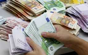 Επιταγή ακρίβειας: Ποιοι και πότε θα λάβουν 250 ευρώ – Αύξηση των δικαιούχων