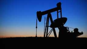 Ανεβαίνει η τιμή του πετρελαίου μετά το ξέσπασμα του πολέμου στο Ισραήλ – Άλμα 4%