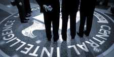 ΗΠΑ: Γερουσιαστής κατηγορείται ότι θέλει να «θάψει» την έκθεση με τα βασανιστήρια της CIA