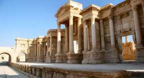Οι δυνάμεις του Άσαντ προωθούνται στην αρχαία Παλμύρα
