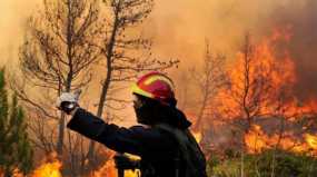 Υψηλός ο κίνδυνος πυρκαγιάς σε πέντε περιφέρειες της χώρας – Σε επιφυλακή οι δυνάμεις της Πολιτικής Προστασίας