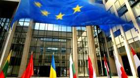 FT: Τα τρία σενάρια για το κρίσιμο Eurogroup της Δευτέρας