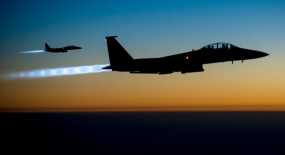 ΗΠΑ: 25 αεροπορικές επιδρομές κατά στόχων του ISIS σε Ιράκ και Συρία
