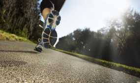 Τέσσερα σπουδαία οφέλη υγείας από μόλις 5΄ τρεξίματος την ημέρα