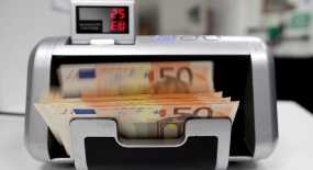 Φόρος στις τραπεζικές συναλλαγές - Τι θα γίνει με ΑΤΜ και «πλαστικό χρήμα»