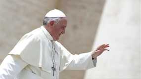 Στον Πάπα Φραγκίσκο το Ευρωπαϊκό Βραβείο του Καρλομάγνου