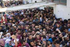 ΔΟΜ: Ξεπέρασαν το ένα εκατ. οι πρόσφυγες που έφτασαν εφέτος στην Ε.Ε.