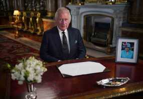 Βασιλιάς Κάρολος:  Τριήμερο εορταστικών εκδηλώσεων στη Βρετανία για τη στέψη του