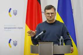 «Ο πόλεμος συνεχίζεται», λέει ο υπουργός Εξωτερικών της Ουκρανίας, Ντμίτρο Κουλέμπα