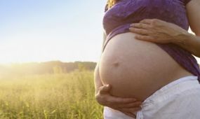 Οι παχύσαρκες κινδυνεύουν να γεννήσουν πρόωρα