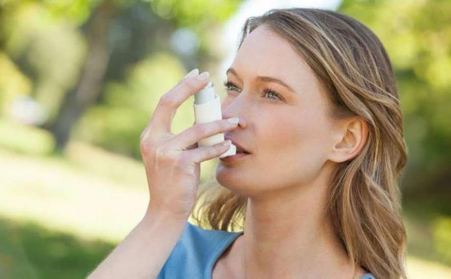 Οι γυναίκες με άσθμα συλλαμβάνουν πιο δύσκολα