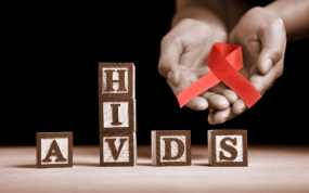 HIV: Στόχος να γνωρίζουμε το 90% των φορέων, να δίνουμε θεραπεία στο 90% και να μην έχει ιικό φορτίο το 90%