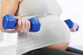 Γυμναστική στην εγκυμοσύνη: Όχι μόνο επιτρέπεται αλλά έχει και σημαντικά οφέλη