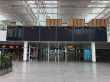 Έλληνες παραμένουν αποκλεισμένοι στο αεροδρόμιο του Μονάχου – «Κοιμόμαστε στην αίθουσα αναμονής»