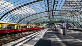 Γερμανία: Η Ένωση Σιδηροδρομικών Υπαλλήλων προχώρησε στην αναστολή κινητοποίησης 50 ωρών