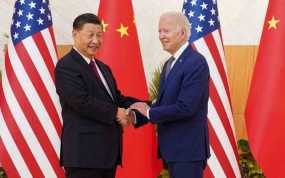 Η κυβέρνηση των ΗΠΑ στέλνει στην Κίνα υψηλόβαθμο αξιωματούχο με στόχο την αναθέρμανση των σχέσεων των δύο χωρών