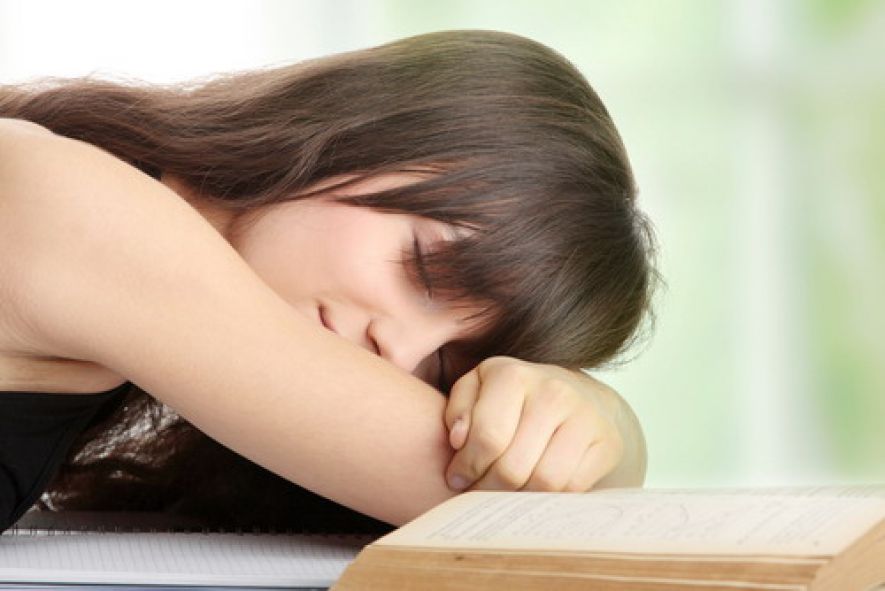Αισθάνεστε ανεξήγητα κουρασμένοι; Πέντε τρόποι για μια &quot;ένεση&quot; ενέργειας
