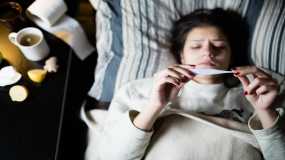 Κρυολόγημα &amp; ίωση: Πόσο πρέπει να κοιμάστε για να είστε προστατευμένοι